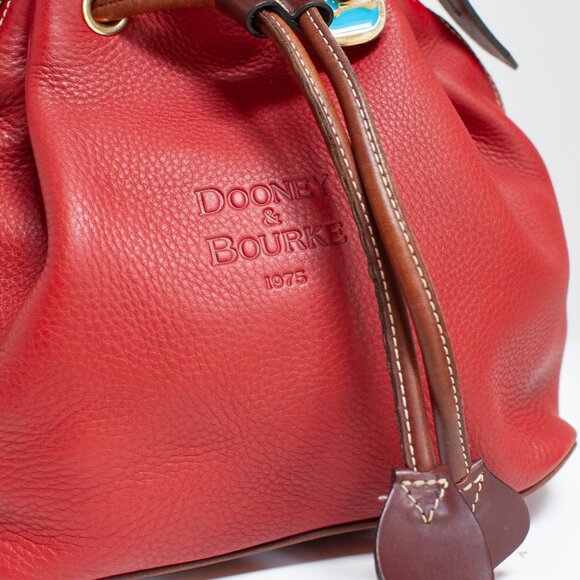 Vintage Dooney and Bourke Red Leather Bag - Picture 4 of 10